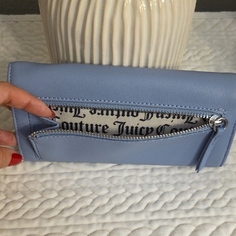 Juicy Couture Light Blue Studded Wallet- NWOT - Picture 7 of 7